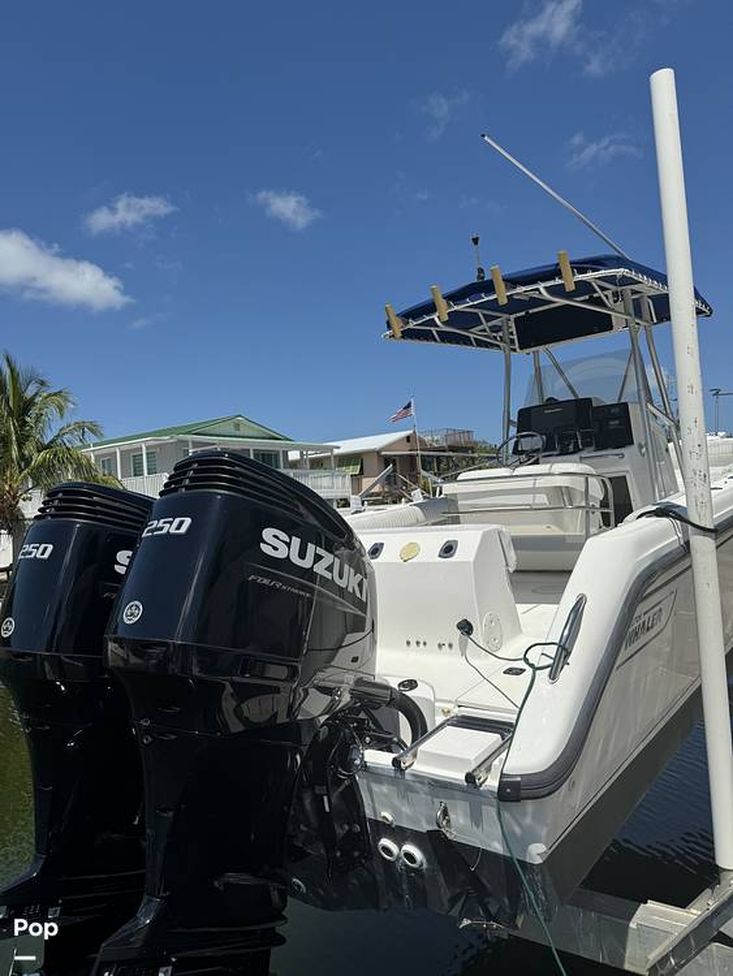 1998 Boston Whaler outrage 260