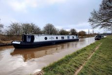 58ft 2021 Cruiser Stern Narrowboat built by Swan Boats with Bow Thrust