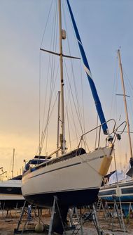 Moody 31 MkII - Fin Keel - 1987.  New Engine Just Run In,150 Hours
