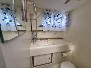 Forward toilet/shower