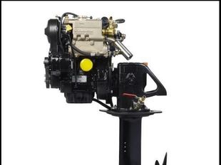 NEW Lombardini LDW702SD 18hp Marine Diesel Engine & Saildrive Package
