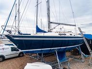 2002 CR Yachts 310