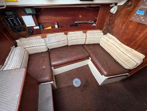 Seamaster 815  - Saloon