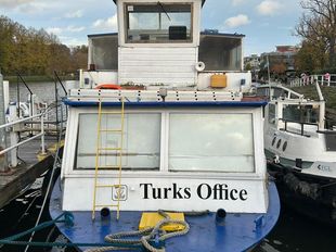 Passenger Boat for easy conversion