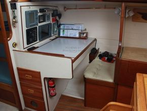 Laurent Giles 38  - Navigation Station