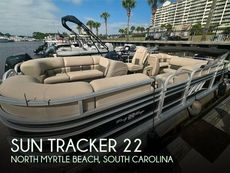 2022 Sun Tracker Party -Barge 22 DLX