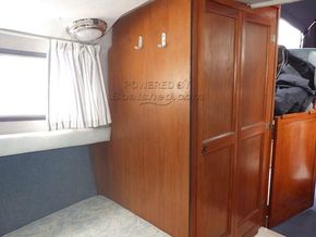 Hardy Pilot 20 Motor Boat - Forward Cabin