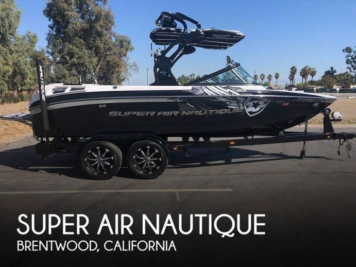 2010 Correct Craft super air nautique 210