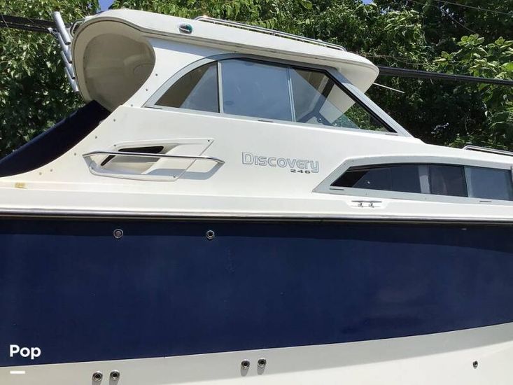 2009 Bayliner 246 discovery