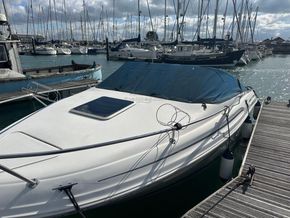 Sea Ray 215 Express Cruiser  - Coachroof/Wheelhouse