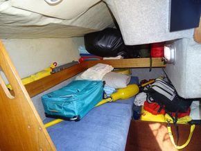 Aft Single Berth