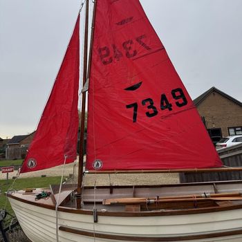 12ft GRP Wood Sailing Dinghy