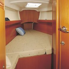 Beneteau First 40.7 Fore Cabin