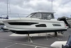 2021 Jeanneau Merry Fisher 1095 Coupé