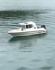 Bella 580c motorboat