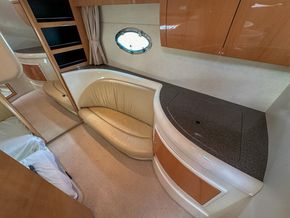 2001 Fairline Targa 40 34