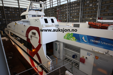 High Speed Carbon Catamaran 35 meter with 250 pax 3 sister vessel