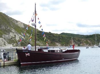 Commercial open Launch