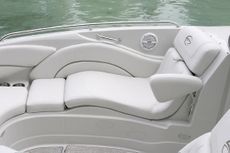 Crownline Bowrider 260 LS - The bow provides
