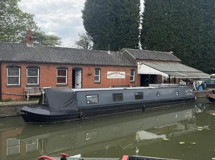 2013 trad by Mike Christian - lovely boat