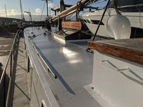 Dutch Barge Klipperaak With Gaff rigged Staysail  - Coachroof/Wheelhouse