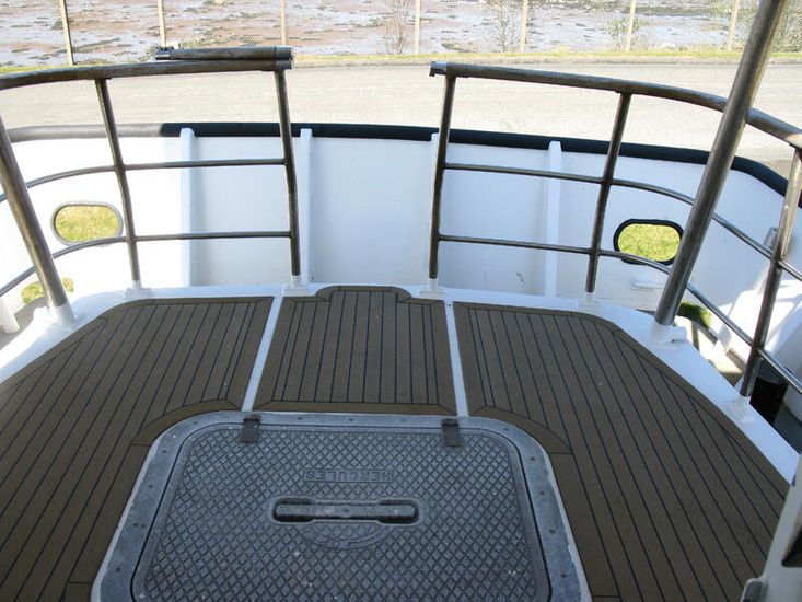 Twin Deck Motor Yacht