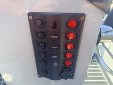 2021 Maxima 490 open