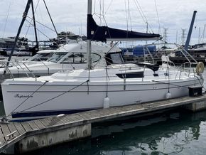 2006 Hunter/Legend 31 Bilge Keel 13