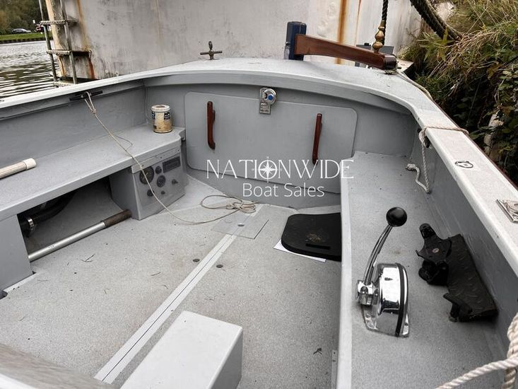 16ft Launch Boat with Trailer