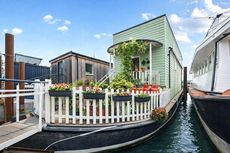 Unique Riverside Living on the Medway