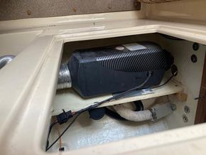Diesel hot-air heater