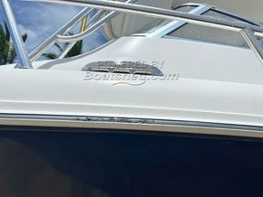 Seaquest 2250  - Hull Close Up