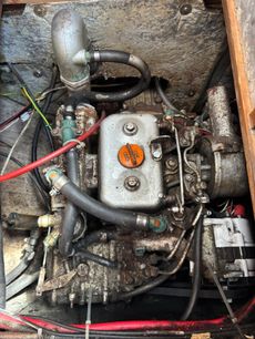 1980 Comanche 32 Motor Sailer