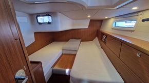 2021 Bavaria Vision 42 20