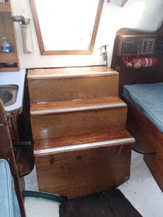 Wing 25 classic sailing yacht