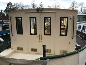 Rear deck with doors to wheelhouse