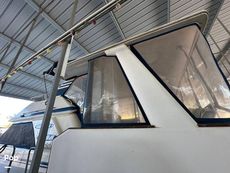 1986 Sea Ray 410 AFt Cabin