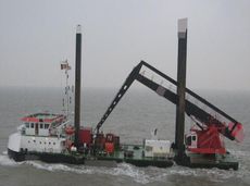 2010 Barge - Crane Barge For Charter