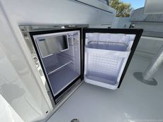 2026 Jeanneau Cap Camarat 9.0 CC Series 2