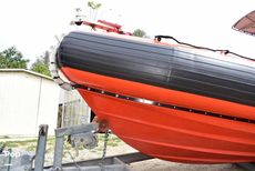 1997 Willard Sea Force 730