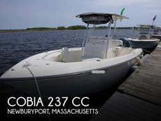 2020 Cobia 237 CC