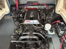 2000 Sea Ray 245 Weekender