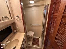 1986 Sea Ray 410 AFt Cabin