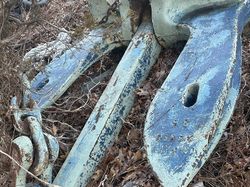 Vintage US Navy Anchor ~ 13,000 lbs