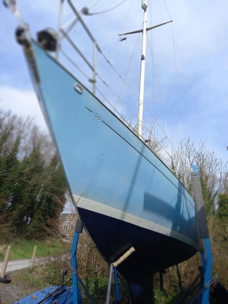 CONTESSA 32 great cruising yacht, 2024 survey £25000