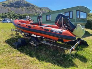 Valiant DR4900 RIB