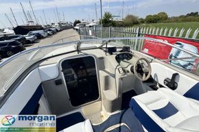 Bayliner 2252 - door