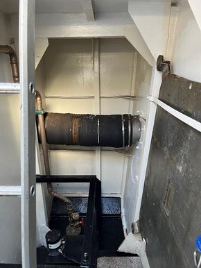 Sterring Compartment 2