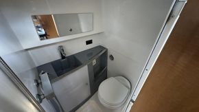 2012 Larson 256 Cabrio 13