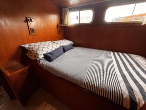 Double Master Bed